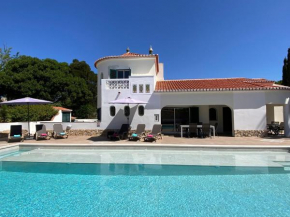 Casa Rainha Near Carvoeiro pool BBQ